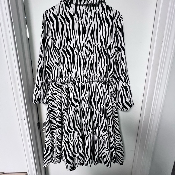 D&Y Zebra Pattern Utility Jacket - Picture 2 of 8